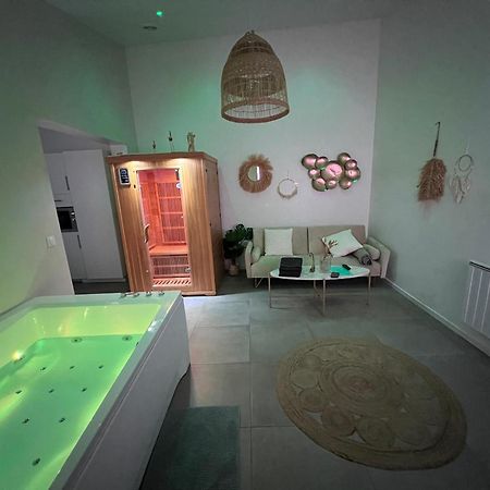 Spa Jungle Le Mesnil-Saint-Denis Eksteriør billede