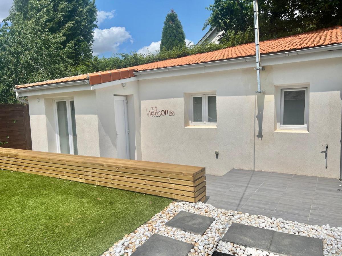 Spa Jungle Le Mesnil-Saint-Denis Eksteriør billede