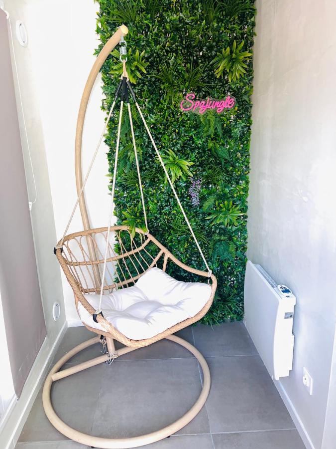 Spa Jungle Le Mesnil-Saint-Denis Eksteriør billede