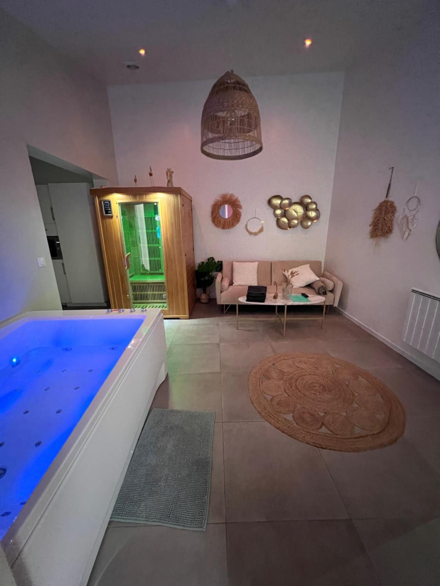 Spa Jungle Le Mesnil-Saint-Denis Eksteriør billede